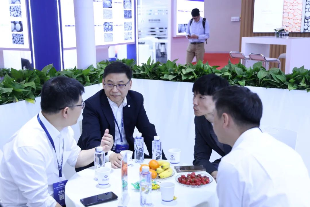 The two industrial groups joins hands and makes a stunning appearance at this grand exhibition!-News Releases-Huayou New Energy Technology (Quzhou) Co., Ltd.
