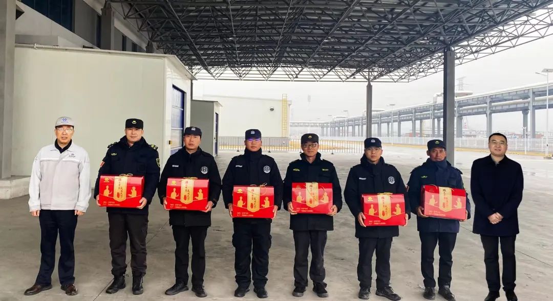 致敬坚守 | 新春慰问送温暖，，，，，鼓舞士气再出发-企业新闻-浙江华友钴业股份有限公司